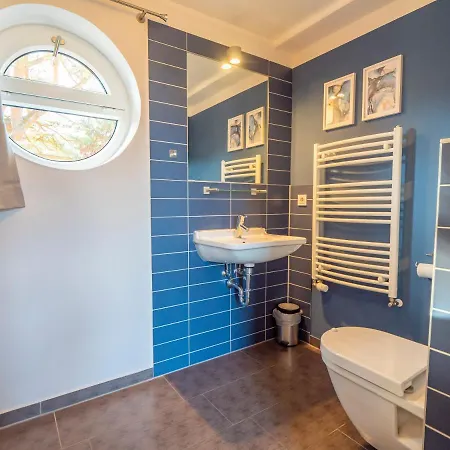 Apartment Marina Eldenburg - Ferienhäuser Und Bootsverleih Am Tor Zur Müritz